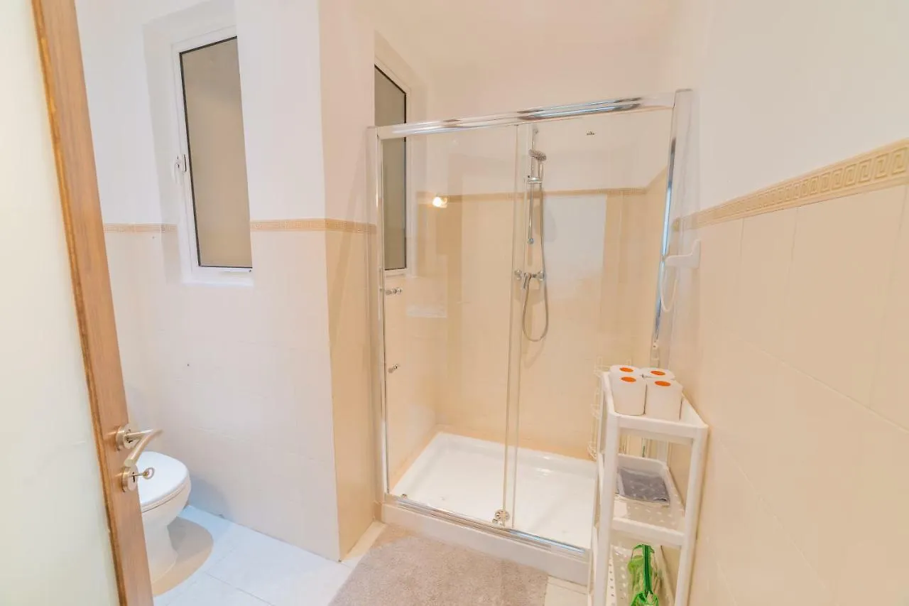 Modern Apartment Is-Swieqi