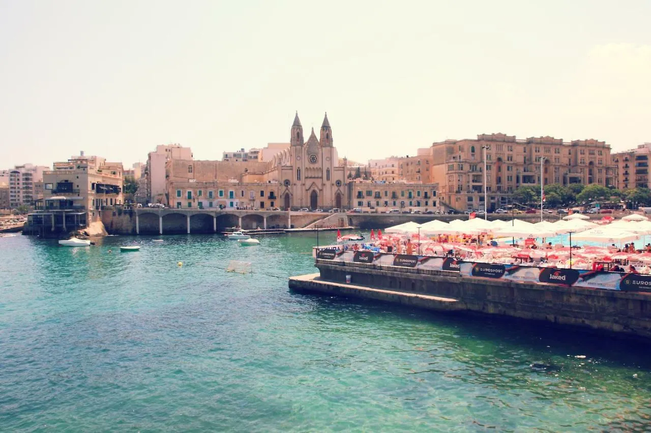 Modern Apartment Is-Swieqi 0*,  Malta