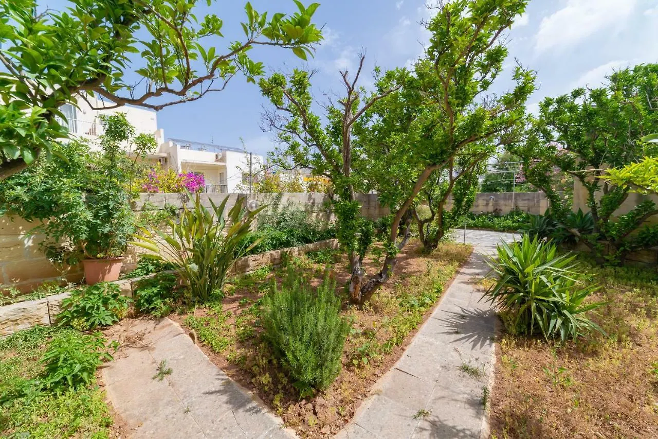 Modern Apartment Is-Swieqi 0*,  Malta