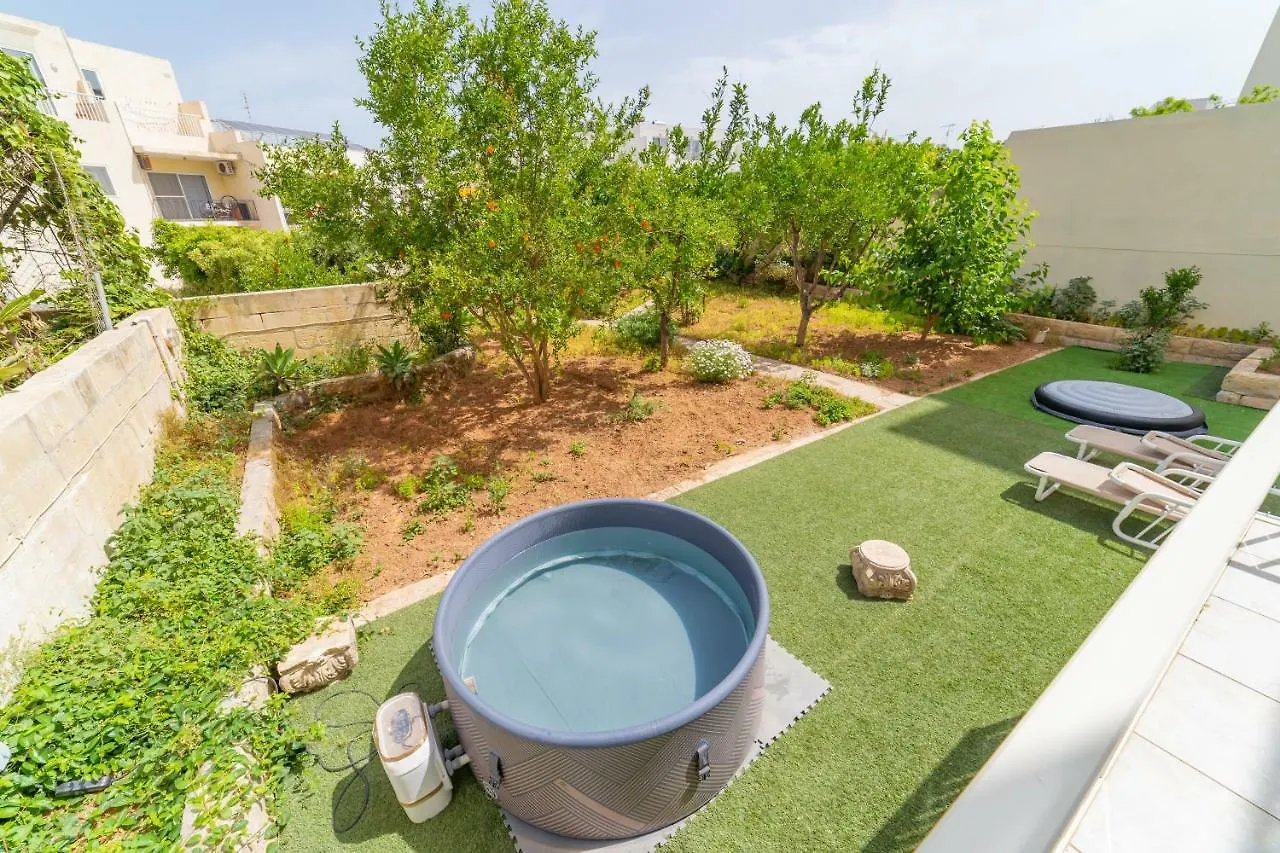Modern Apartment Is-Swieqi Malta